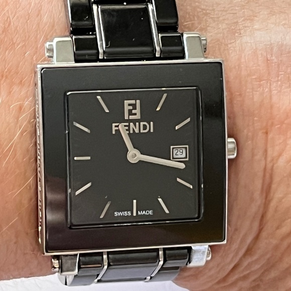 Fendi Black Ceramic Square 25 mm Womens Watch F621210 main image 8